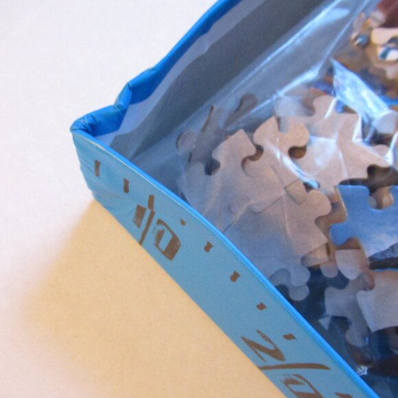 Carolina Panthers Shaped Puzzle - Picture 14 of 16